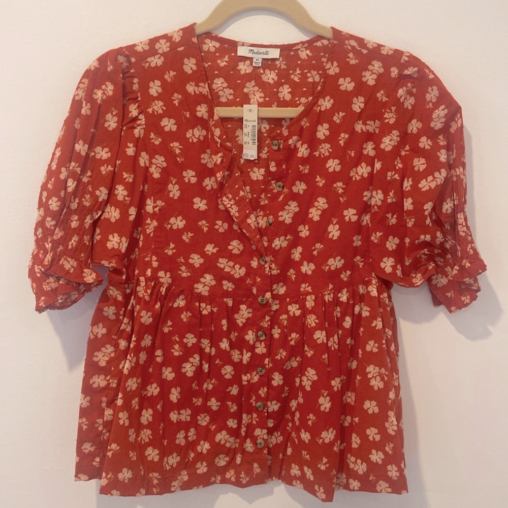 Madewell Puff-Sleeve Button-Front Top in Swiss Dot Happy Hibiscus